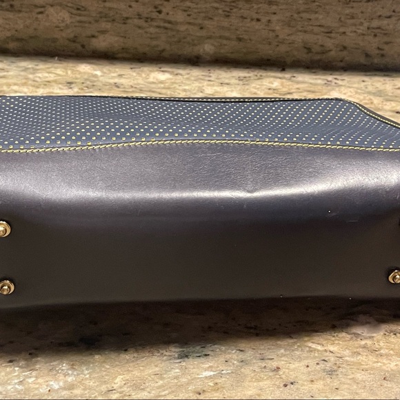 Dooney & Bourke Satchel like new all around - Picture 9 of 10